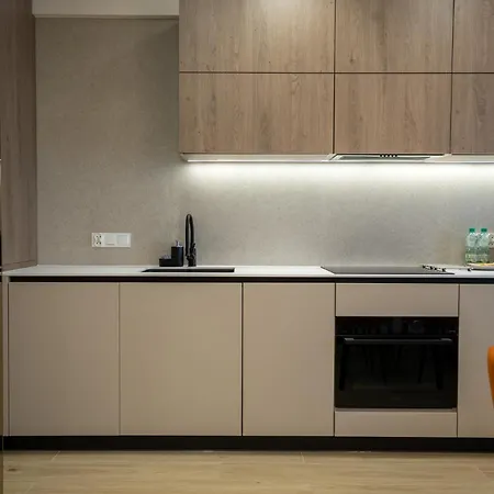 Spodek Superior By Bookinghost Daire *