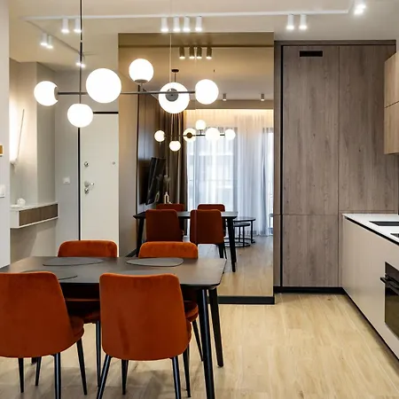 Spodek Superior By Bookinghost