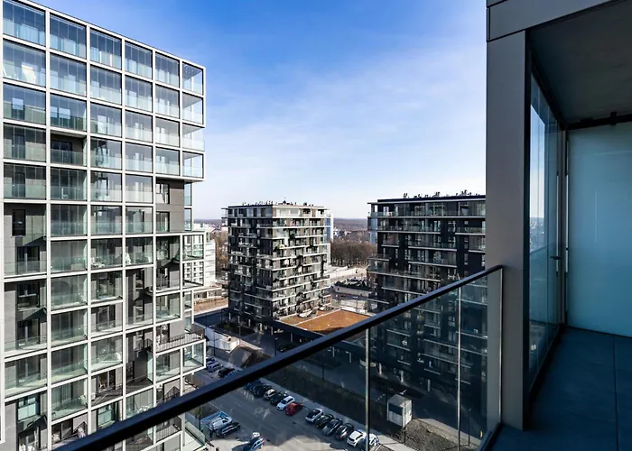 Spodek Superior By Bookinghost 카토비체