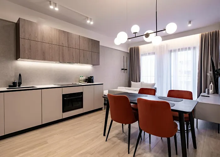 Spodek Superior By Bookinghost *